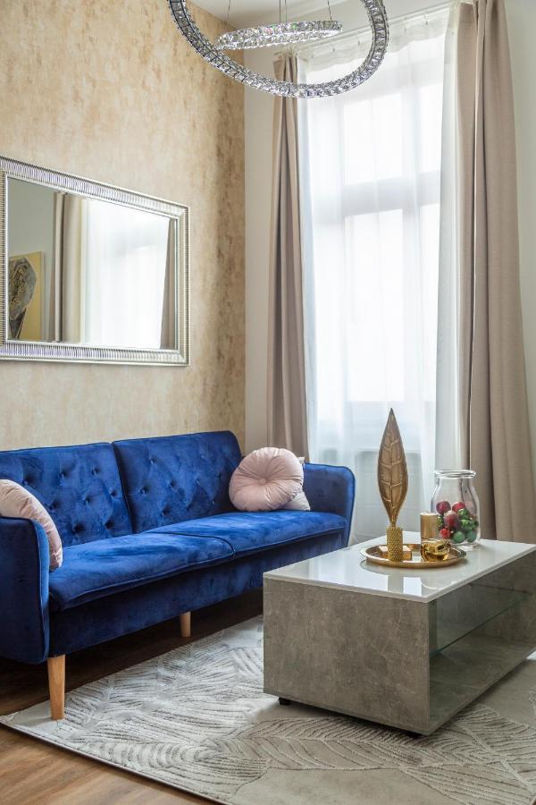 Explore Budapest From A Luxurious Cozy Apartment Buitenkant foto