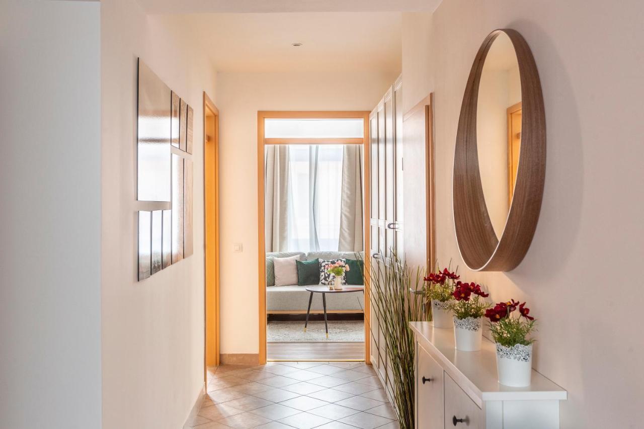 Explore Budapest From A Luxurious Cozy Apartment Buitenkant foto