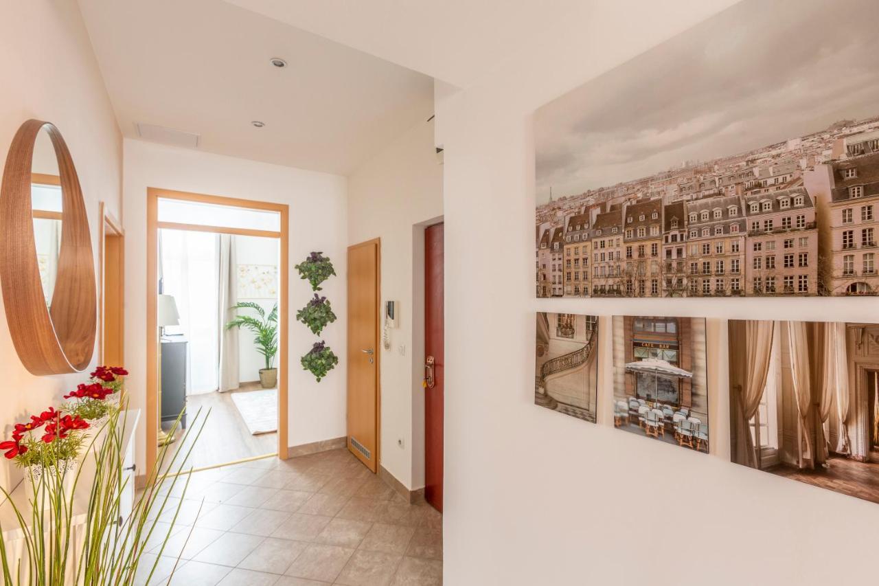 Explore Budapest From A Luxurious Cozy Apartment Buitenkant foto