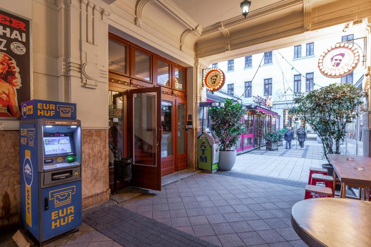 Explore Budapest From A Luxurious Cozy Apartment Buitenkant foto